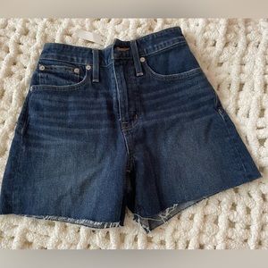 Madewell Size 24 waist Brand New Curvy High-Rise Denim Shorts